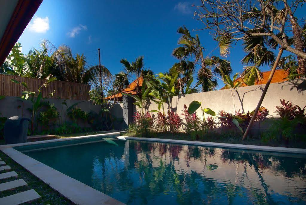 The Awan Villas - Chse Certified Seminyak Buitenkant foto